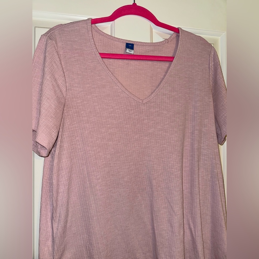Old Navy Luxe Ribbed Top in Soft Pink